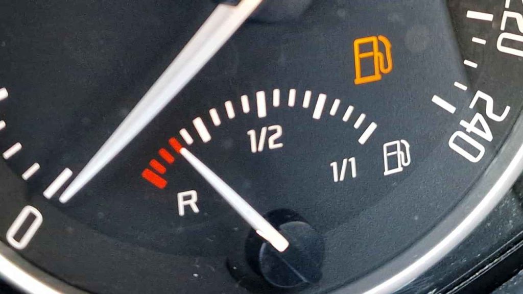 Vieš, prečo má auto počas zimy vyššiu spotrebu a ako môžeš tieto straty aspoň čiastočne eliminovať?