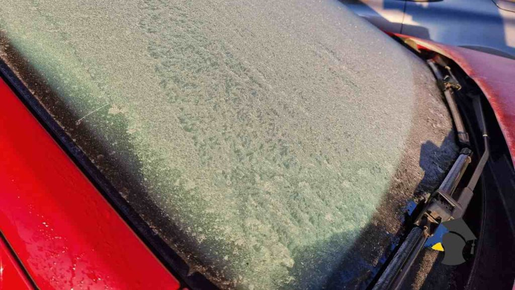 Toto vodiči pred zimou ignorujú a potom sa čudujú, že auto ráno neštartuje alebo nefunguje tak, ako má....