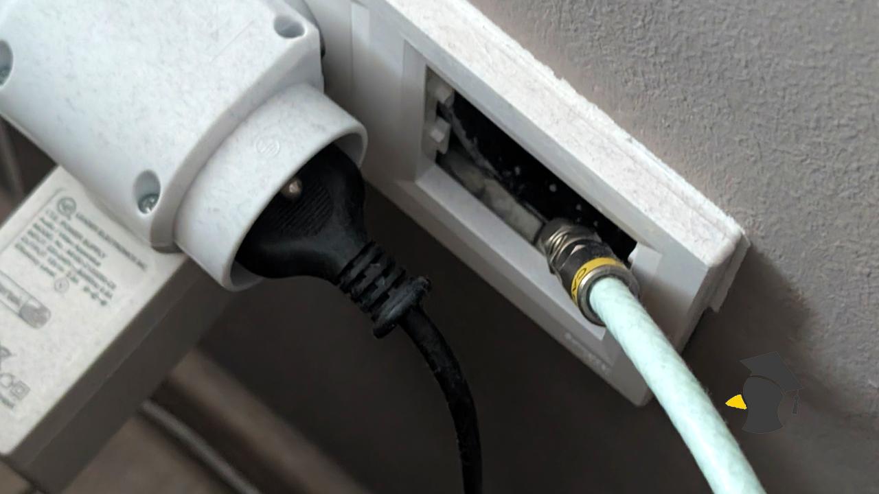 Internet WI-Fi axialny kabel