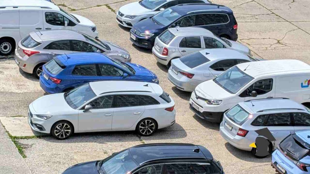 Máš auto tejto farby? Ak áno, stráca na hodnote rýchlejšie než autá v týchto farbách