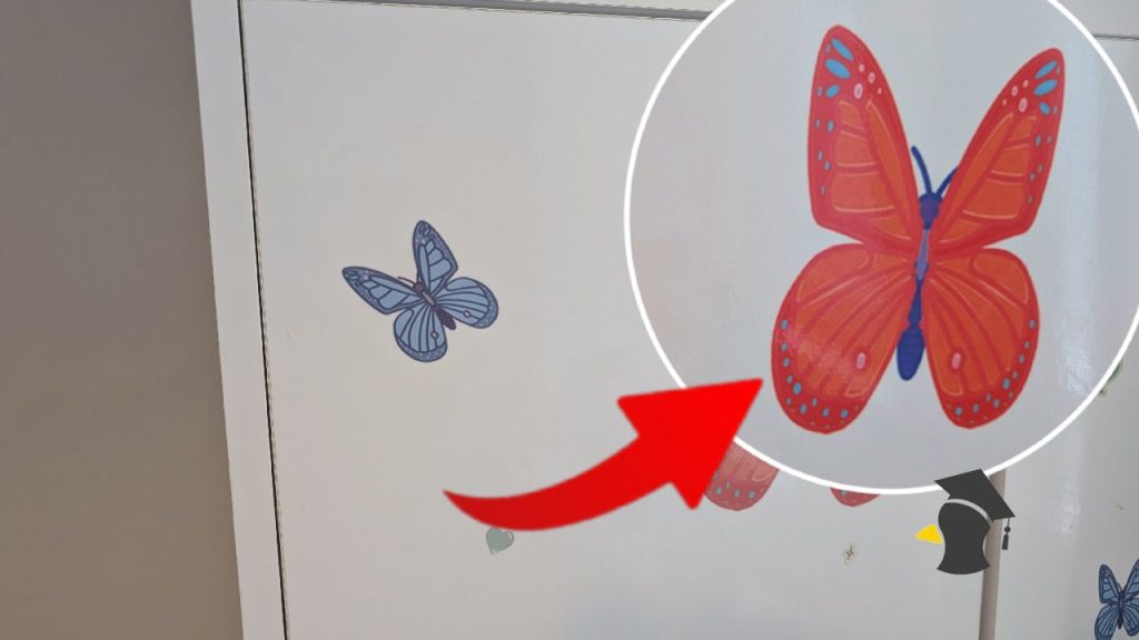Vieš, ako odstrániť nálepky z nábytku bez poškodenia? Tento trik musíš poznať