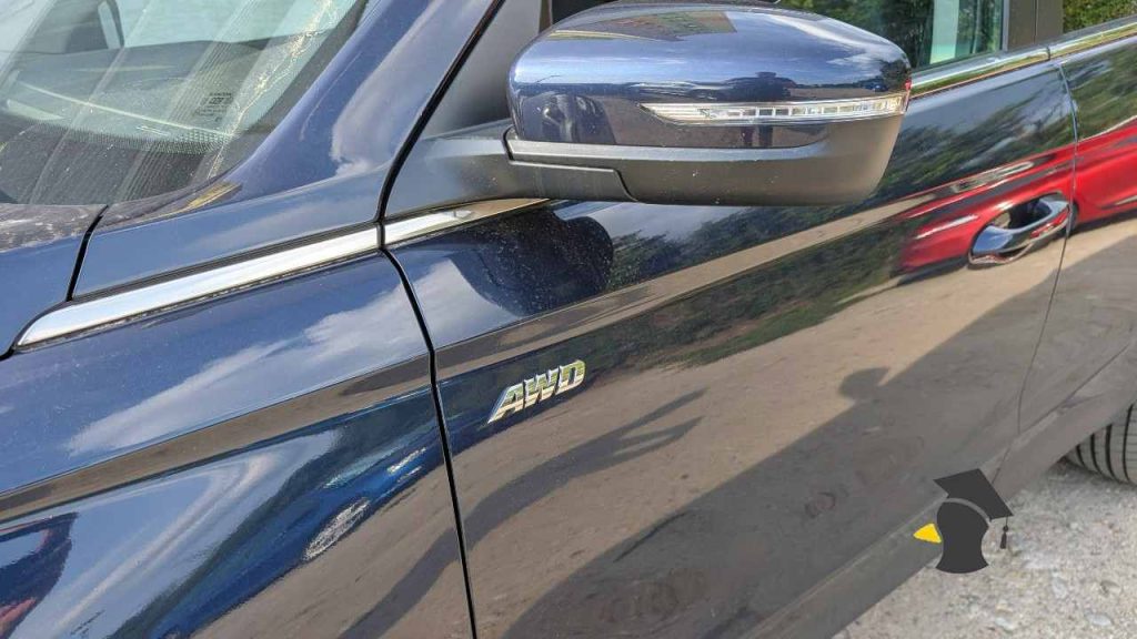 Vieš, prečo má rovnaké auto s pohonom všetkých kolies vyššiu spotrebu než dvojkolka? Toto si veľa vodičov...