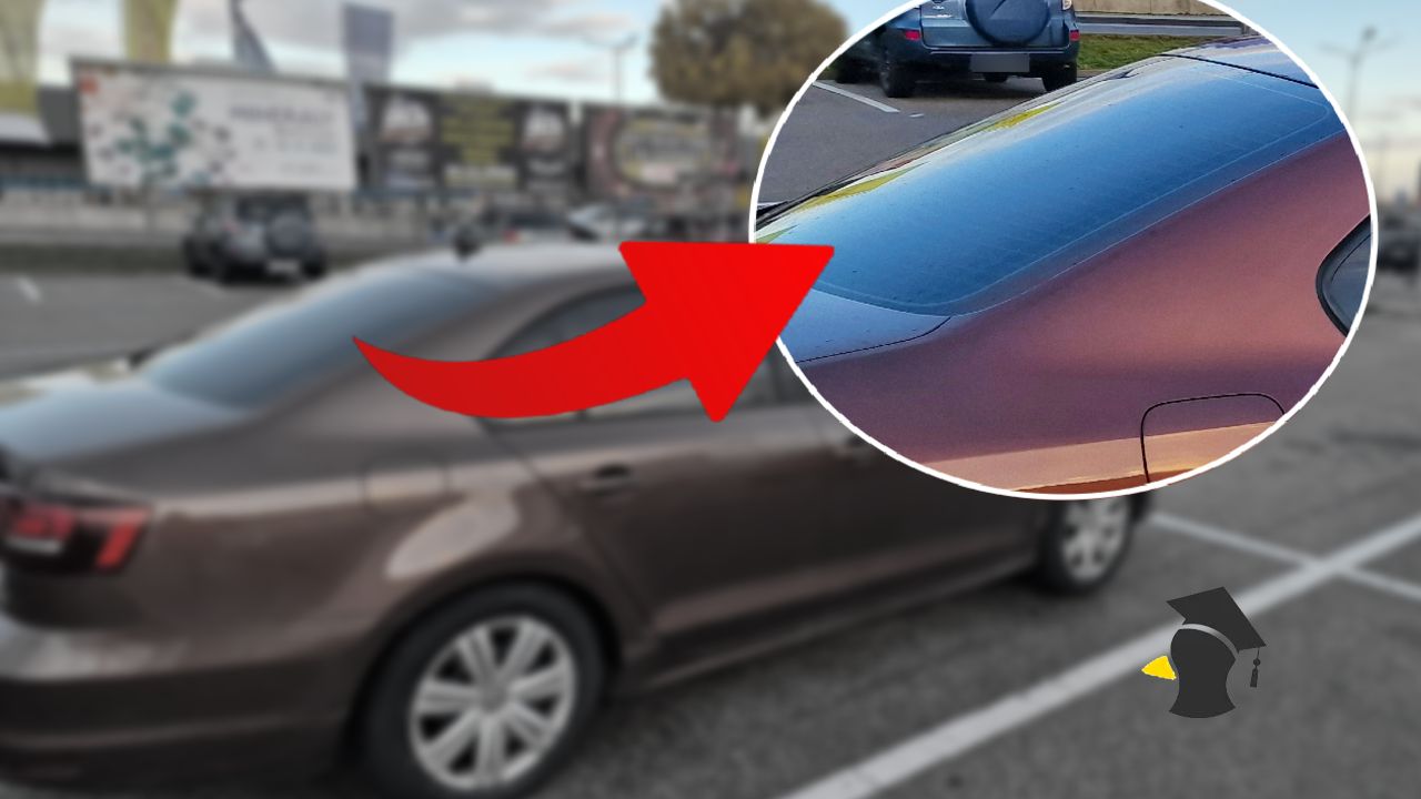 auto bez stieracov na zadnom skle