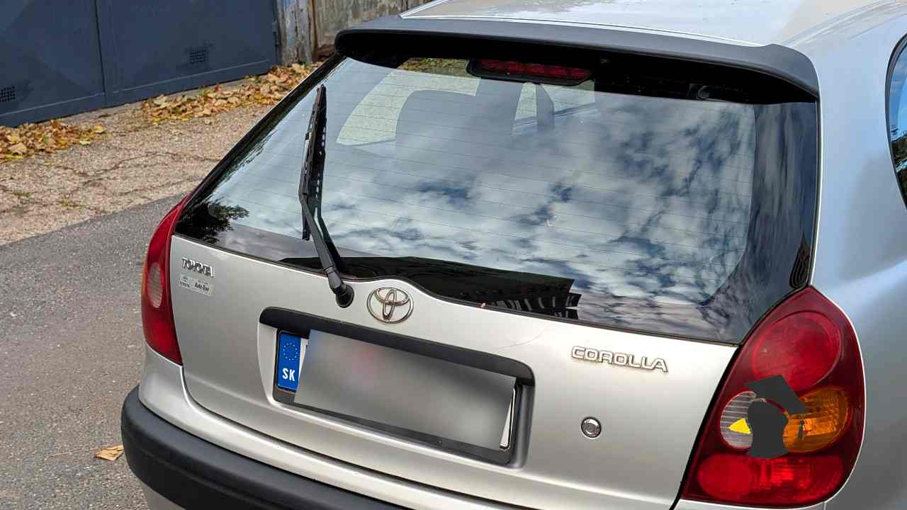 auto zadny stierac_2