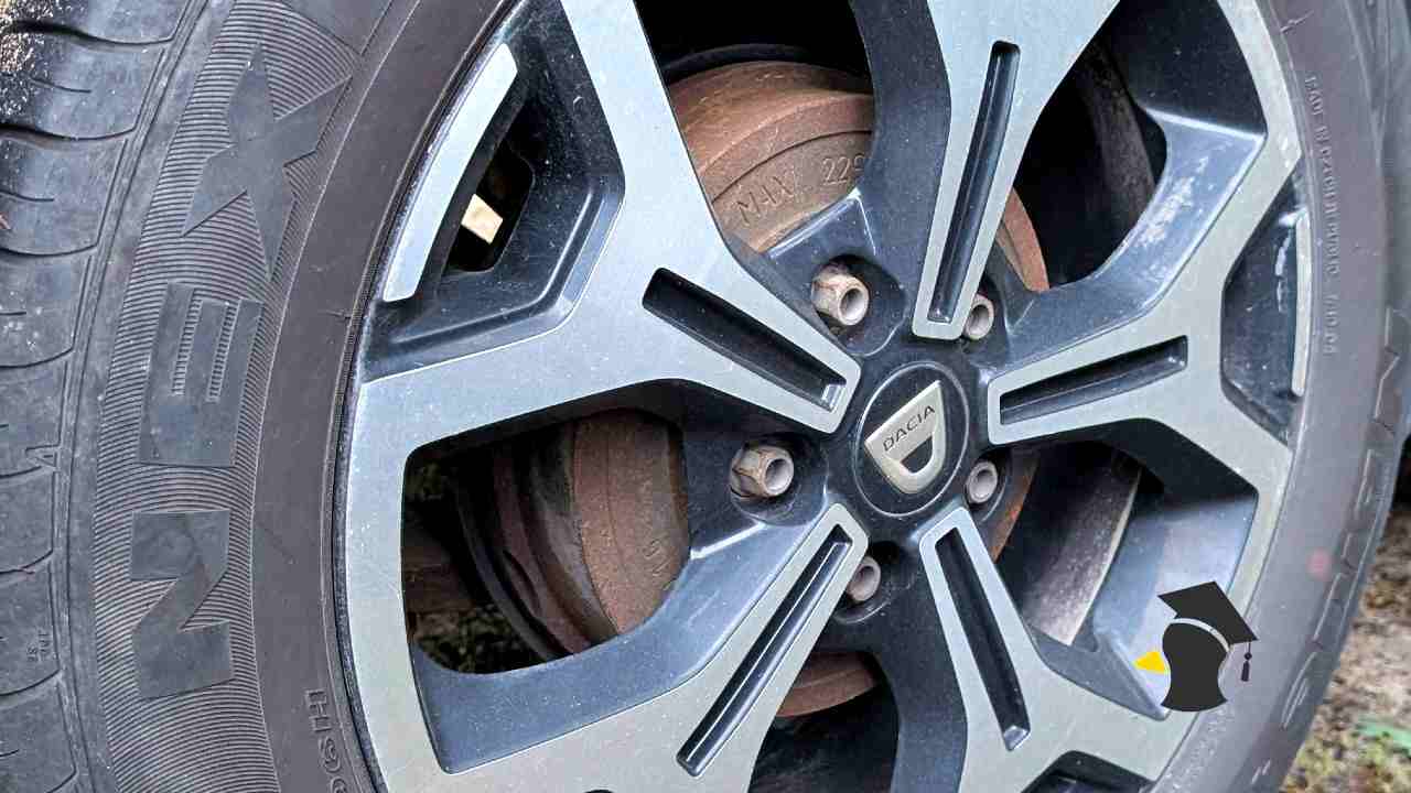 pneumatika koleso auto_1