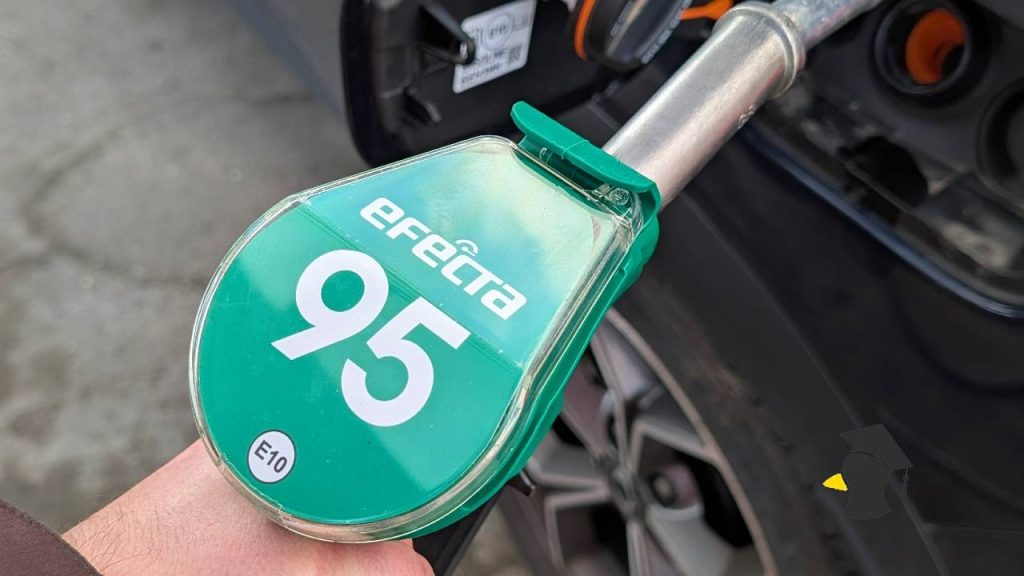 Môže sa benzín v aute pokaziť? Ak dlhšie nejazdíš, toto sa začne diať. Máloktorý šofér o tom vie