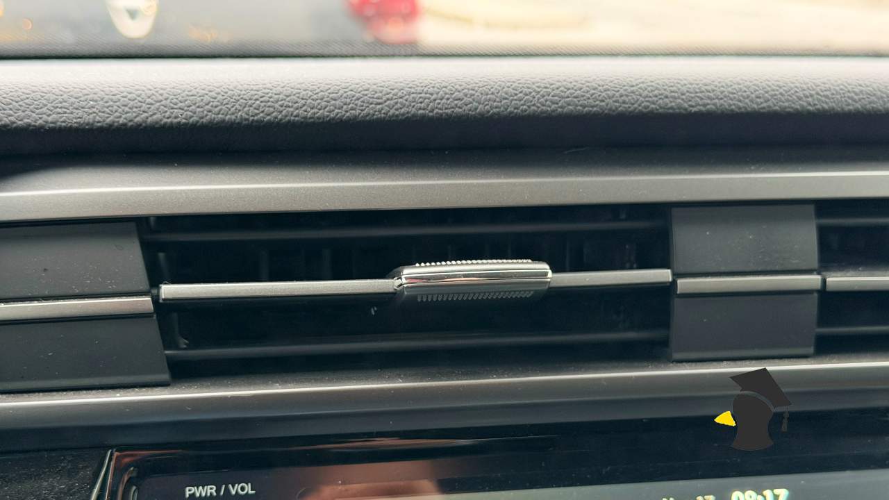 kurenie auto vetranie ventilator