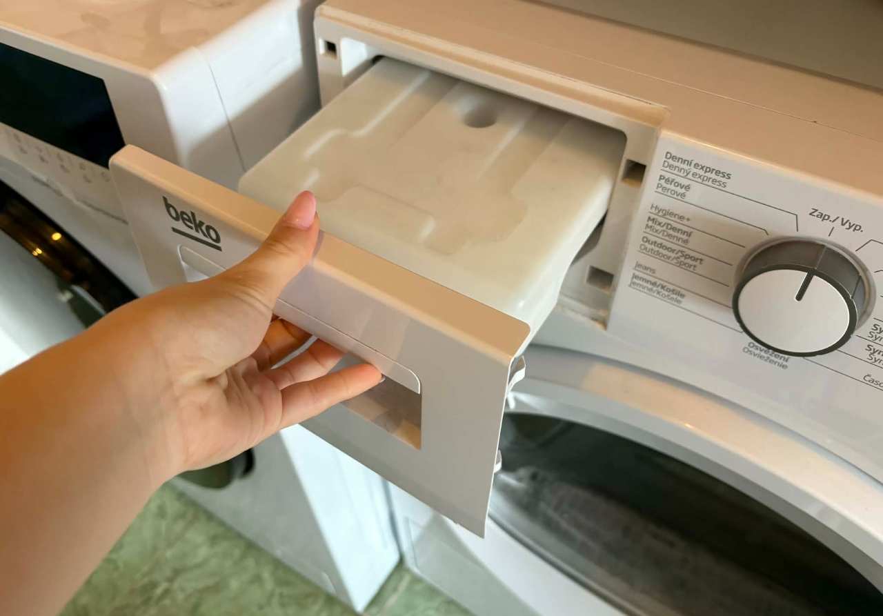 nadobka na vodu sušička