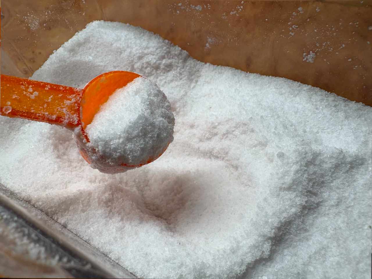 Prečo soľ v soľničke tvrdne a ako tomu predísť? Tento jednoduchý trik sa oplatí poznať