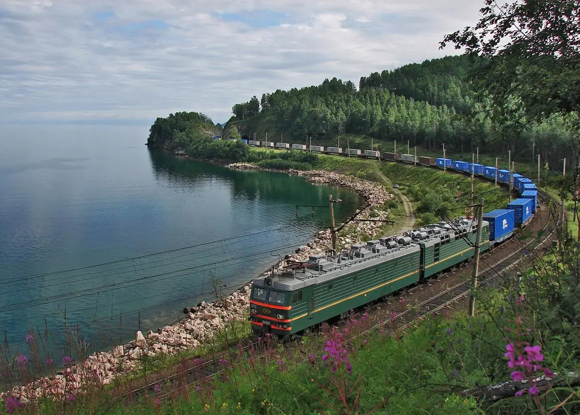 Transsibirska zeleznica, nazývaná aj Transsibirska magistrala