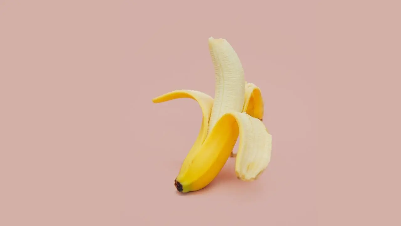 banan_titullna fotografia