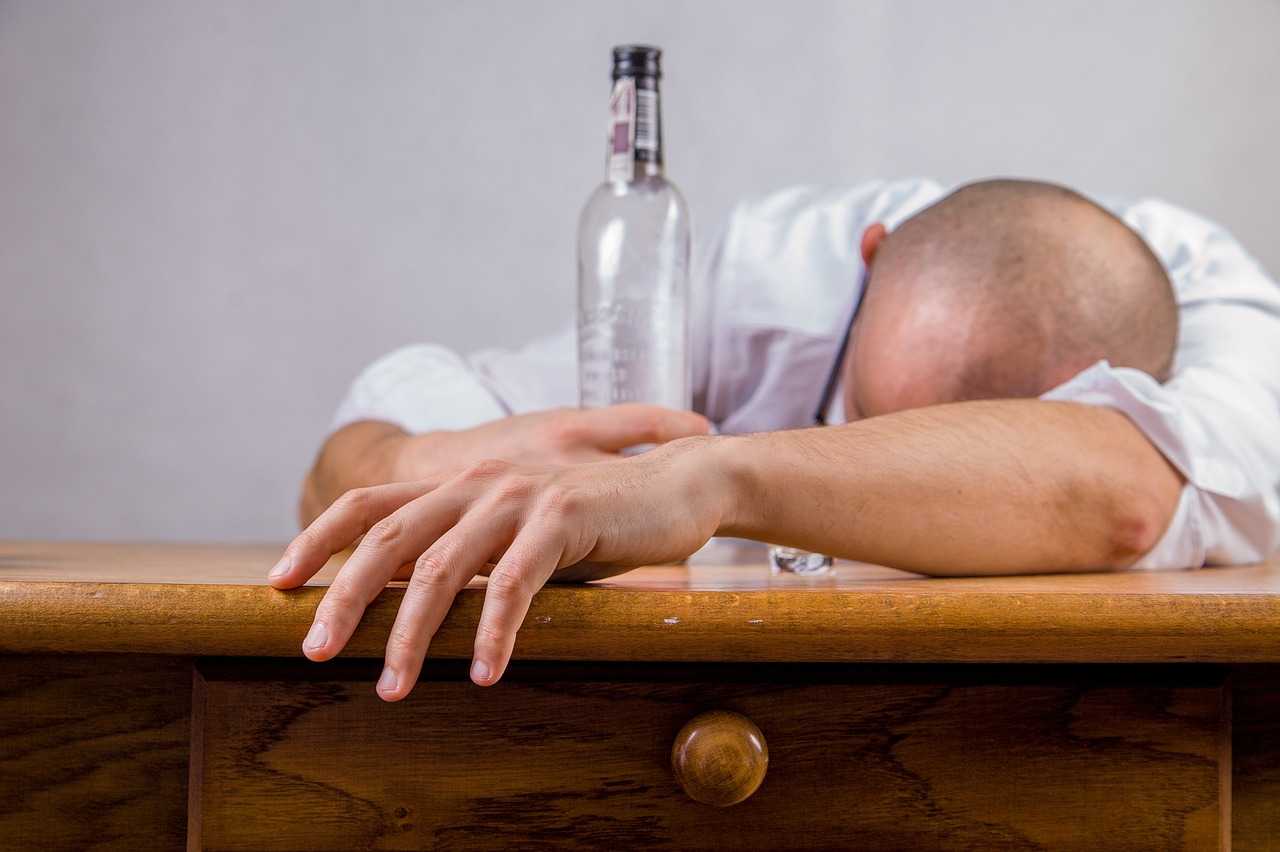 pitie alkoholu zavislost