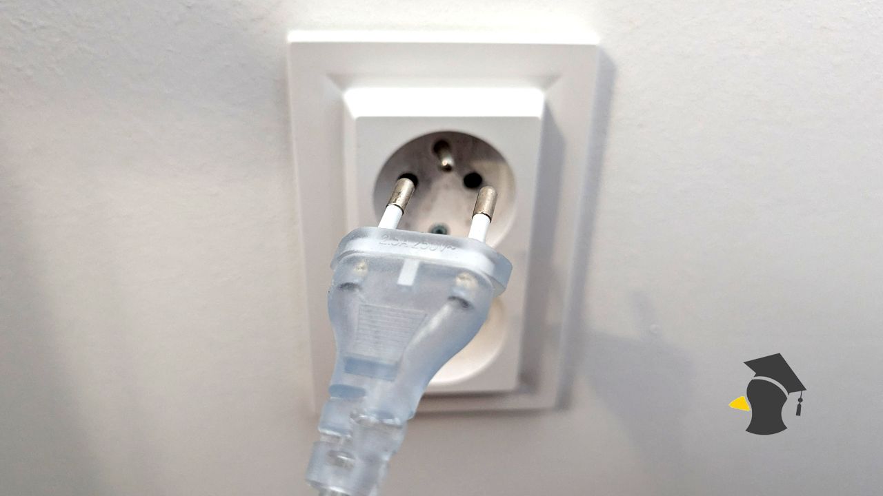 zasuvka spotrebic elektrina