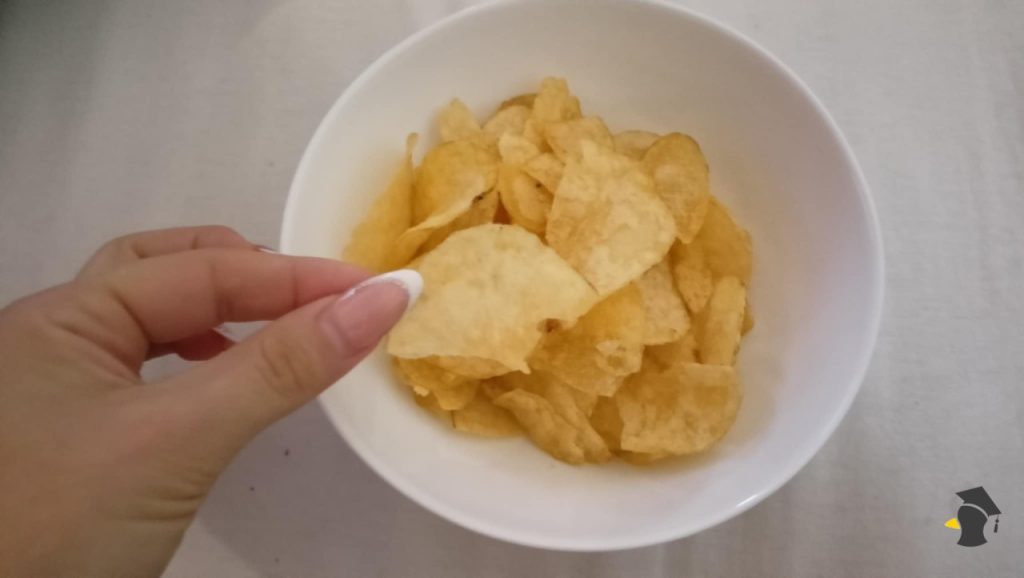 Vieš, čo sa stane s tvojím telom, keď budeš jesť čipsy každý deň? Priberanie je ten najmenší problém!