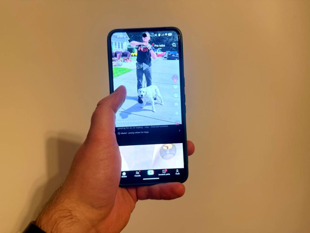 rolovanie videa na telefone