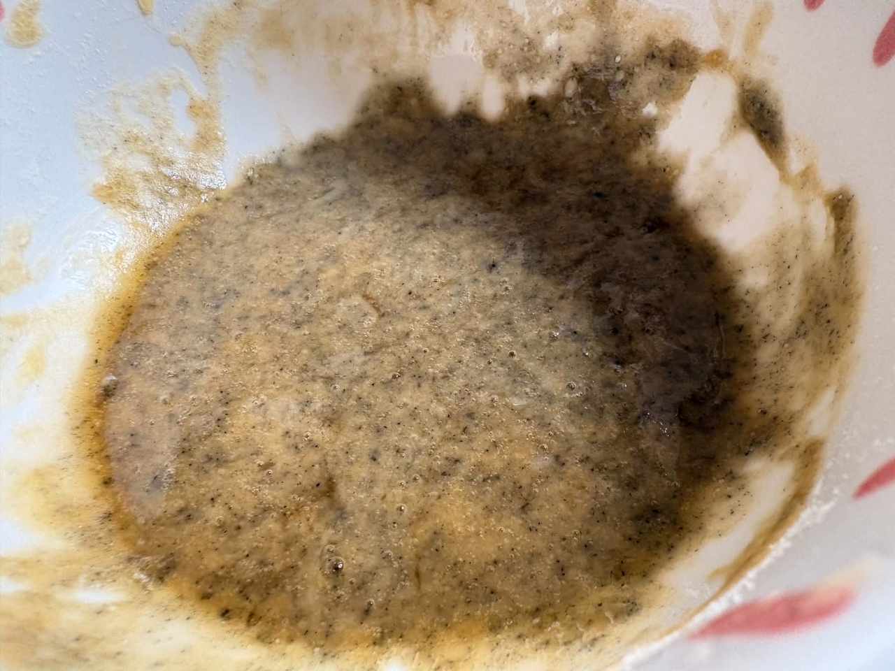 Cesto v chladničke zmenilo farbu? Kedy je ešte v poriadku a kedy ho vyhodiť